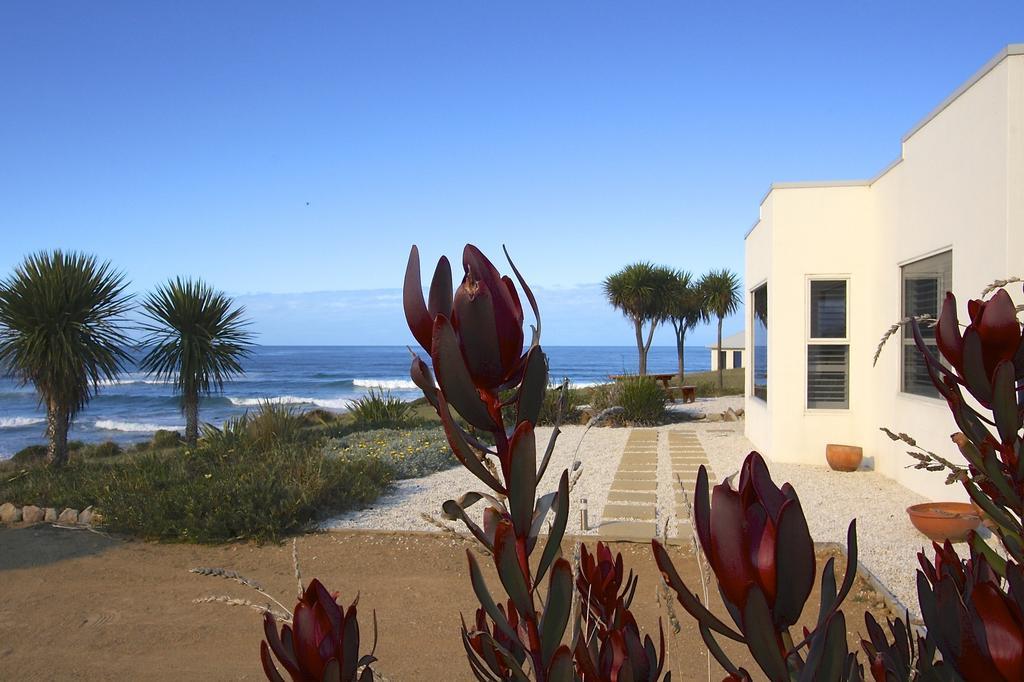 Saltwater - Absolute Oceanfront, Fire Pits, Some Villas With Hot Tubs And Sauna Falmouth Esterno foto