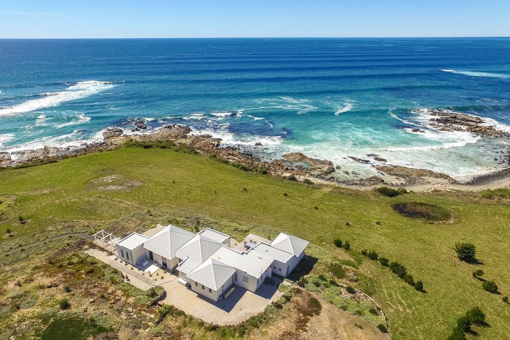 Saltwater - Absolute Oceanfront, Fire Pits, Some Villas With Hot Tubs And Sauna Falmouth Camera foto