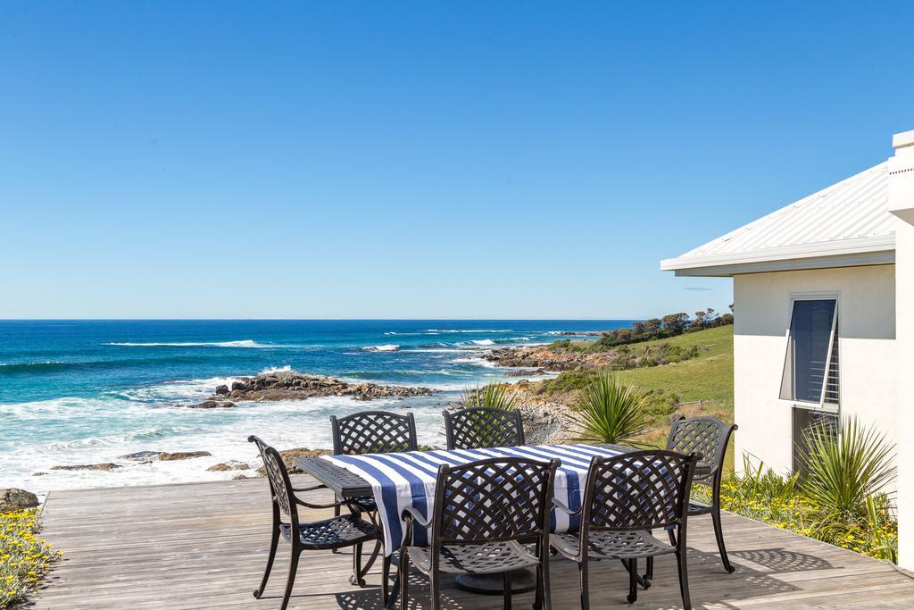 Saltwater - Absolute Oceanfront, Fire Pits, Some Villas With Hot Tubs And Sauna Falmouth Esterno foto