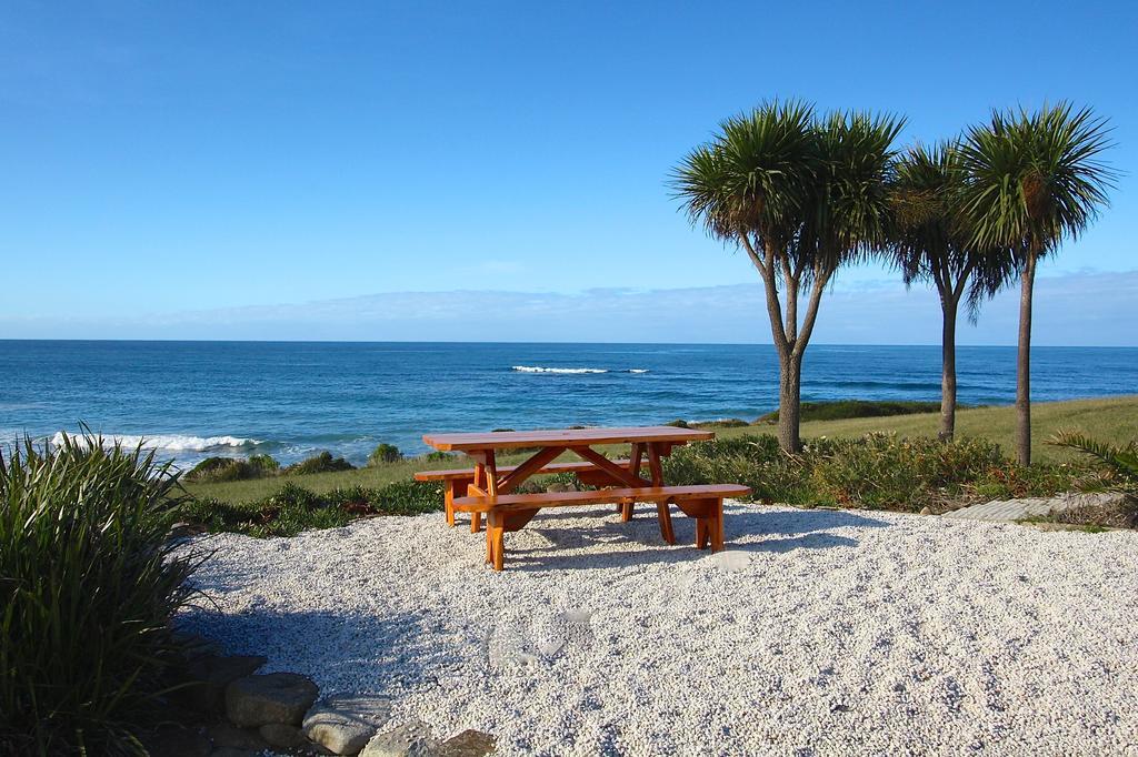 Saltwater - Absolute Oceanfront, Fire Pits, Some Villas With Hot Tubs And Sauna Falmouth Esterno foto