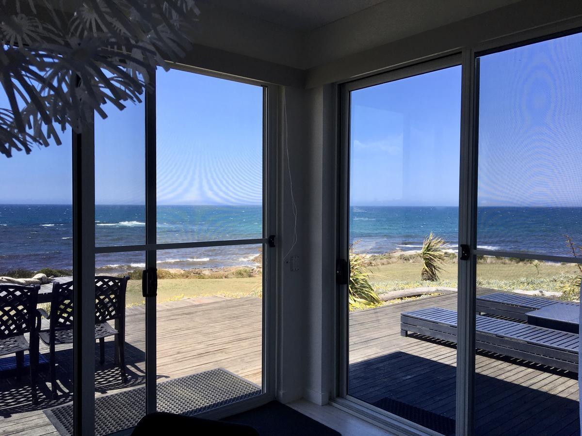 Saltwater - Absolute Oceanfront, Fire Pits, Some Villas With Hot Tubs And Sauna Falmouth Esterno foto